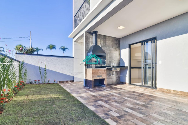 Imagem Casa com 4 Quartos à Venda, 150 m² em Villas Do Jaguari - Santana De Parnaíba Imagem Casa com 4 Quartos à Venda, 150 m² em Villas Do Jaguari - Santana De Parnaíba