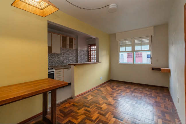 Imóvel com 1 Quarto à Venda,  em Petrópolis - Porto Alegre