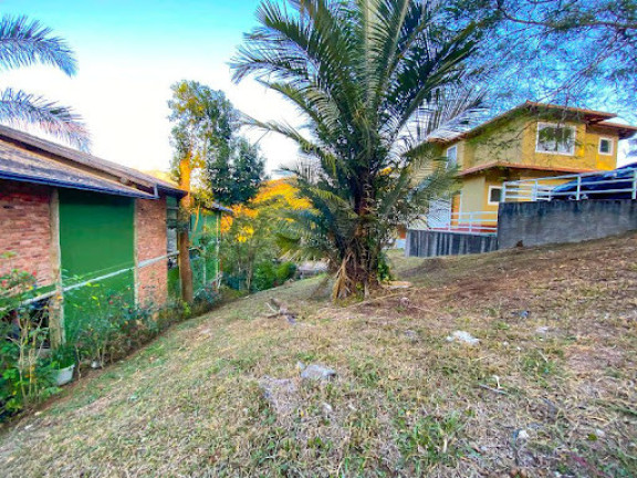 Terreno à Venda, 295 m² em Vargem Grande - Teresópolis