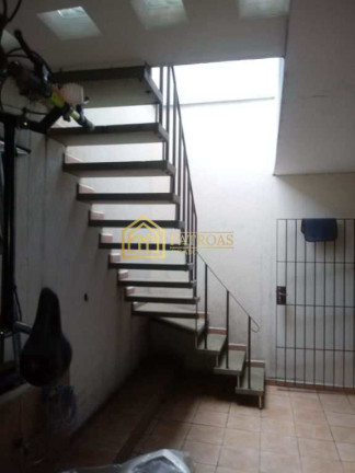 Imagem Casa com 3 Quartos à Venda, 266 m² em Jordanópolis - São Bernardo Do Campo