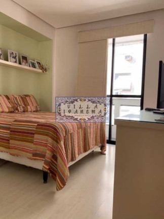Imagem Apartamento com 3 Quartos à Venda, 121 m² em Leme - Rio De Janeiro