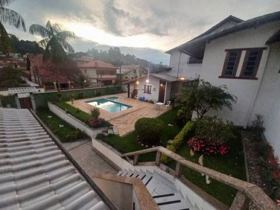 Imagem Casa com 4 Quartos à Venda, 150 m² em Tijuca - Teresópolis Imagem Casa com 4 Quartos à Venda, 150 m² em Tijuca - Teresópolis