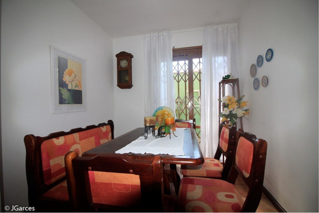 Imagem Casa com 3 Quartos à Venda, 115 m² em Cavalhada - Porto Alegre