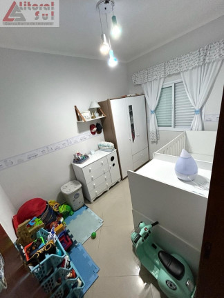 Imagem Casa com 2 Quartos à Venda, em Maracanã - Praia Grande Imagem Casa com 2 Quartos à Venda, em Maracanã - Praia Grande