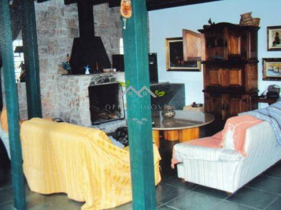 Imagem Casa com 5 Quartos à Venda, 360 m² em Vila Capivari - Campos Do Jordão