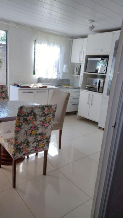 Imagem Casa com 2 Quartos à Venda, 52 m² em Três Vendas - Pelotas
