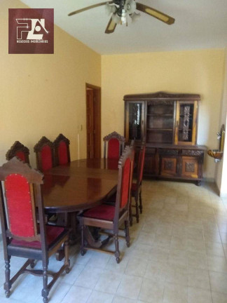 Imagem Casa com 3 Quartos à Venda, 210 m² em Centro - Guaratinguetá Imagem Casa com 3 Quartos à Venda, 210 m² em Centro - Guaratinguetá