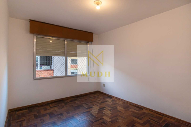 Imagem Apartamento com 4 Quartos à Venda, 79 m² em Cristal - Porto Alegre Imagem Apartamento com 4 Quartos à Venda, 79 m² em Cristal - Porto Alegre