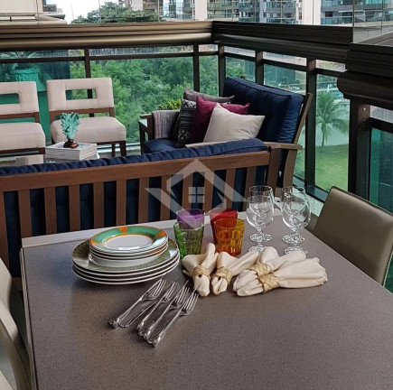Imagem Apartamento com 3 Quartos à Venda, 130 m² em Barra Da Tijuca - Rio De Janeiro