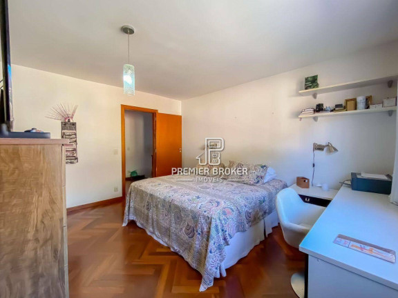 Imagem Casa com 4 Quartos à Venda, 122 m² em Araras - Teresópolis