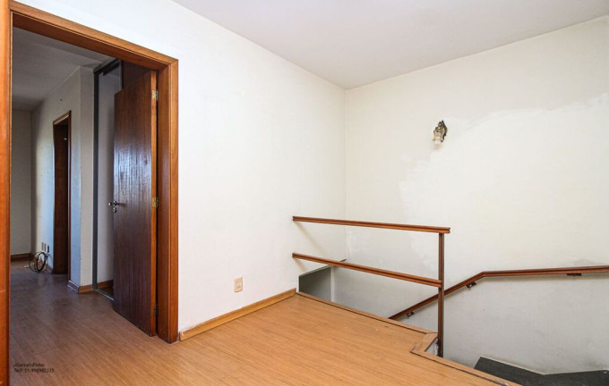 Imagem Casa com 3 Quartos à Venda, 220 m² em Ipanema - Porto Alegre