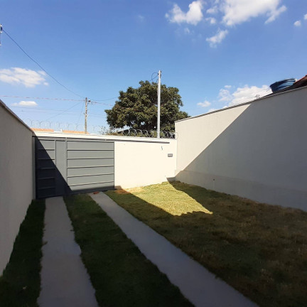 Imagem Casa com 3 Quartos à Venda, 118 m² em Parque Hayala - Aparecida De Goiânia