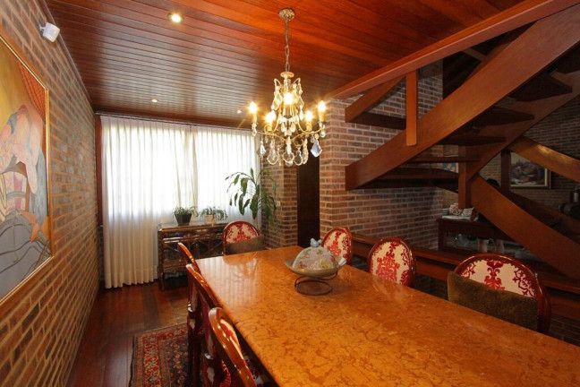 Imagem Casa com 3 Quartos à Venda, 355 m² em Santo Antônio - Porto Alegre