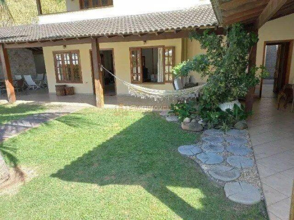 Imagem Casa com 4 Quartos à Venda, 350 m² em Freguesia (jacarepaguá) - Rio De Janeiro
