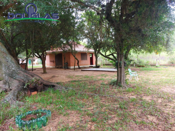 Imagem Chácara com 1 Quarto à Venda, 30.000 m² em Viamão Imagem Chácara com 1 Quarto à Venda, 30.000 m² em Viamão