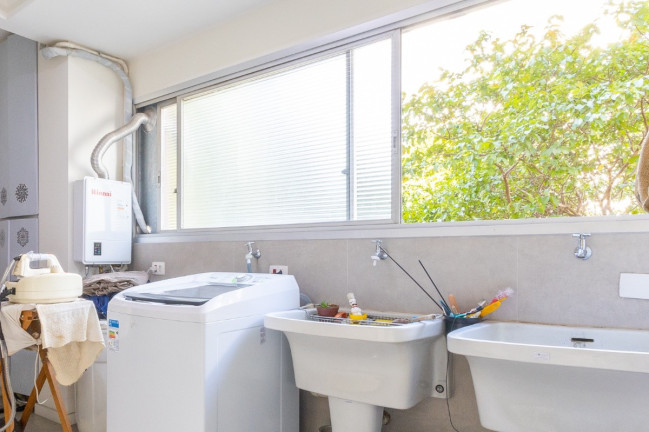 Imagem Apartamento com 4 Quartos à Venda, 224 m² em Pinheiros - São Paulo Imagem Apartamento com 4 Quartos à Venda, 224 m² em Pinheiros - São Paulo