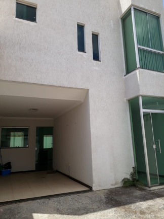 Casa com 3 Quartos à Venda, 140 m² em Santa Helena - Contagem