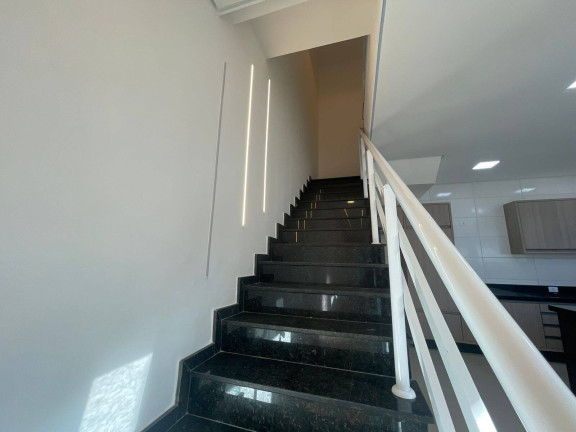 Imagem Casa com 3 Quartos à Venda, 105 m² em Flórida - Praia Grande Imagem Casa com 3 Quartos à Venda, 105 m² em Flórida - Praia Grande