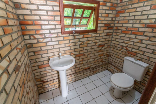 Imagem Casa com 3 Quartos à Venda, 160 m² em Centro - Lacerdópolis