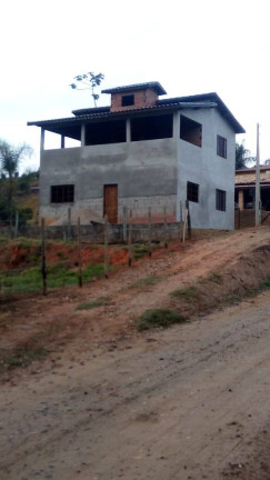 Casa com 3 Quartos à Venda, 125 m² em Centro - Paraibuna