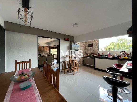 Imagem Casa com 3 Quartos à Venda, 142 m² em Parque São Luiz - Teresópolis