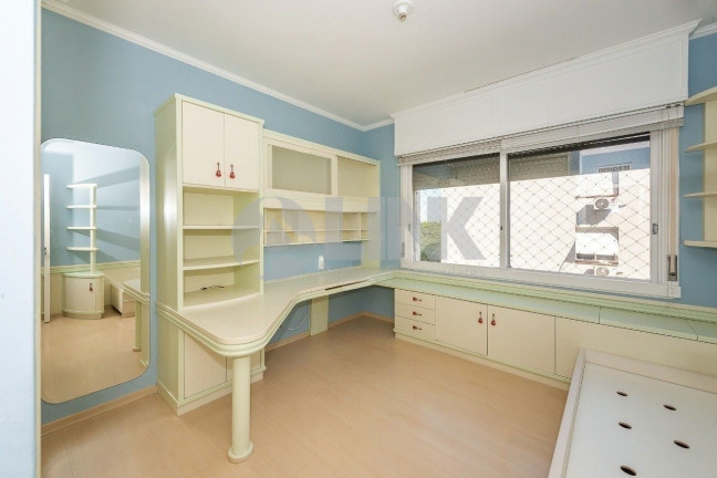 Imagem Apartamento com 4 Quartos à Venda, 283 m² em Moinhos De Vento - Porto Alegre Imagem Apartamento com 4 Quartos à Venda, 283 m² em Moinhos De Vento - Porto Alegre
