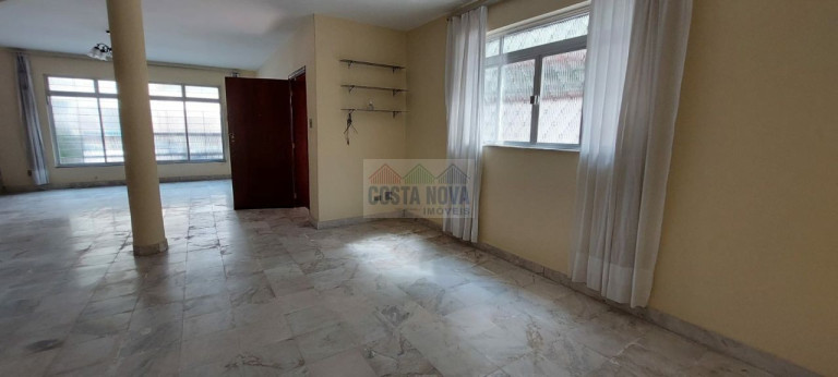 Imagem Casa com 3 Quartos à Venda, 330 m² em Gonzaga - Santos Imagem Casa com 3 Quartos à Venda, 330 m² em Gonzaga - Santos