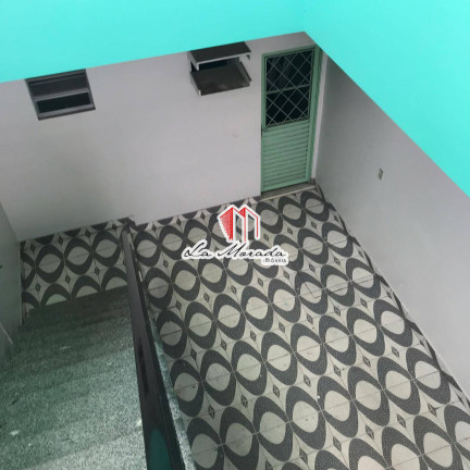Imagem Casa com 3 Quartos à Venda, 561 m² em Manaus