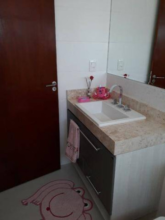 Imagem Casa com 4 Quartos à Venda, 324 m² em Lago Azul - Araçoiaba Da Serra Imagem Casa com 4 Quartos à Venda, 324 m² em Lago Azul - Araçoiaba Da Serra