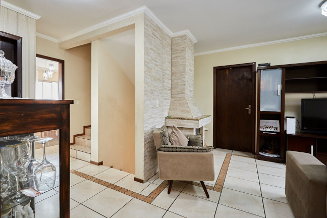 Imagem Casa com 4 Quartos à Venda, 353 m² em Batel - Curitiba