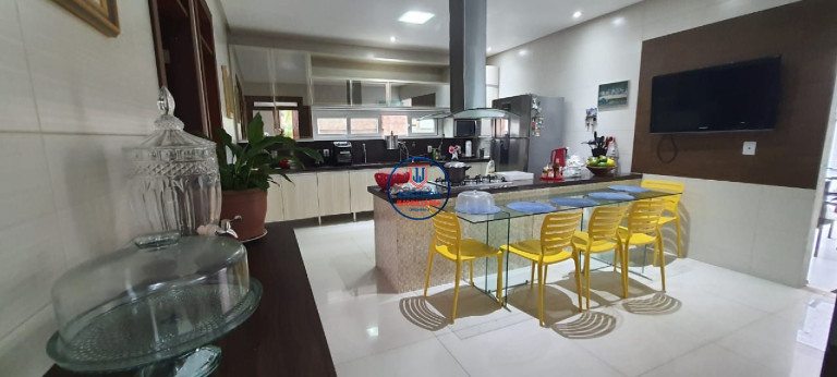 Imagem Casa com 5 Quartos para Alugar ou Temporada, 430 m² em Parque Do Jiqui - Parnamirim Imagem Casa com 5 Quartos para Alugar ou Temporada, 430 m² em Parque Do Jiqui - Parnamirim