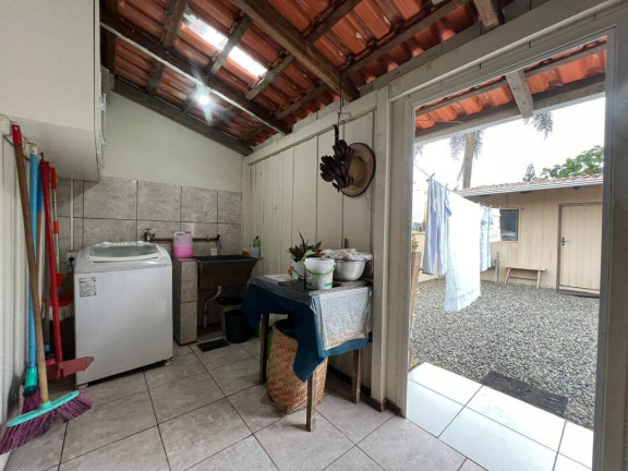 Imagem Casa com 2 Quartos à Venda, 90 m² em Salinas - Balneário Barra Do Sul