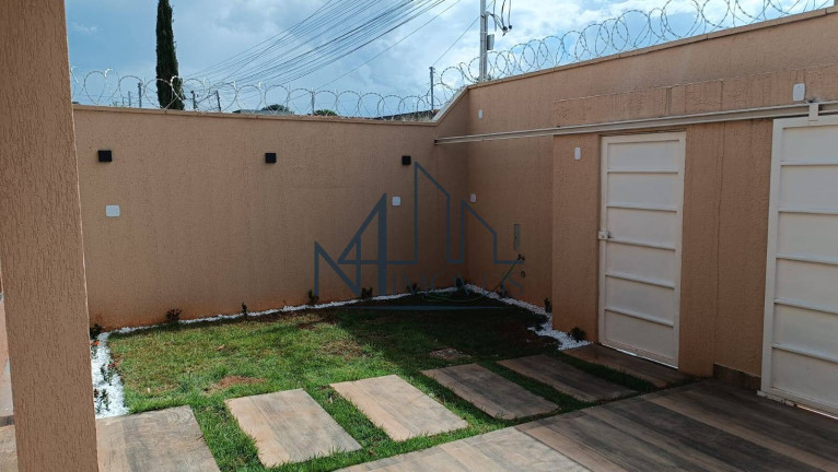 Imagem Casa com 3 Quartos à Venda, 300 m² em Jardim Buriti Sereno - Aparecida De Goiânia Imagem Casa com 3 Quartos à Venda, 300 m² em Jardim Buriti Sereno - Aparecida De Goiânia