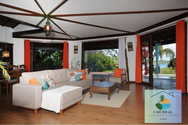 Imagem Casa com 4 Quartos à Venda, 2.000 m² em João Fernandes - Búzios Imagem Casa com 4 Quartos à Venda, 2.000 m² em João Fernandes - Búzios