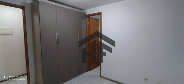 Imagem Apartamento com 3 Quartos à Venda, 70 m² em Encruzilhada - Recife