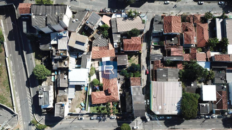 Imagem Casa com 6 Quartos à Venda, 600 m² em Centro - Vila Velha