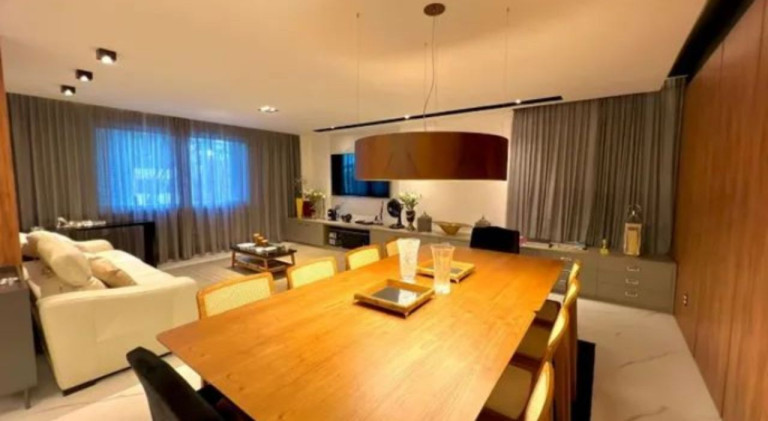 Apartamento com 4 Quartos à Venda, 330 m² em Vitória - Salvador