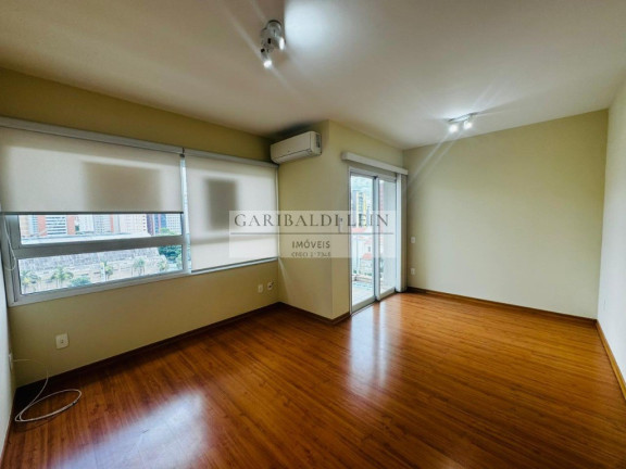Imagem Imóvel com 2 Quartos à Venda, 74 m² em Cambuí - Campinas