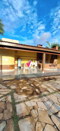 Imagem Casa com 2 Quartos à Venda,  em Araés - Cuiabá