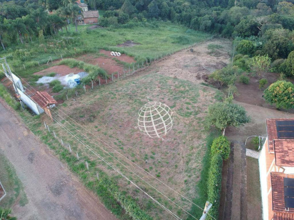 Terreno à Venda, 2.172 m² em Canedos - Piracaia
