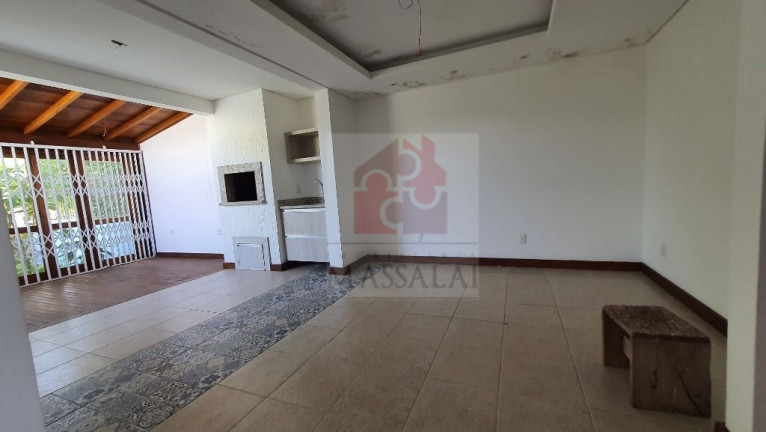 Imagem Casa com 3 Quartos à Venda, 300 m² em Guarujá - Porto Alegre Imagem Casa com 3 Quartos à Venda, 300 m² em Guarujá - Porto Alegre