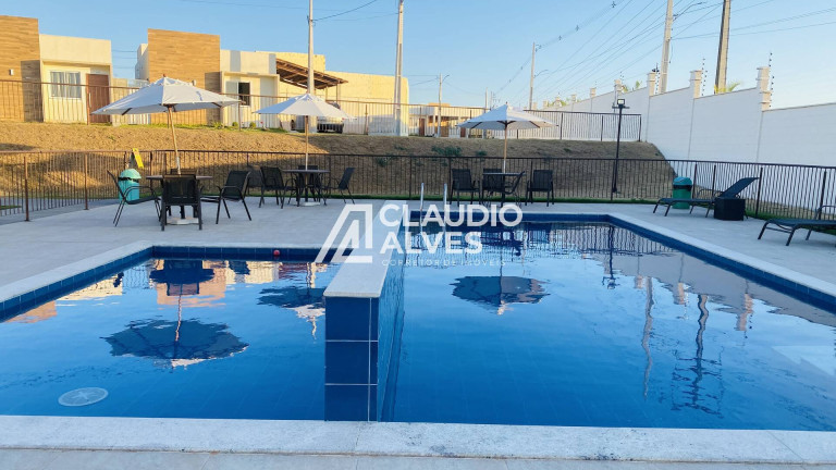 Imagem Casa de Condomínio com 2 Quartos à Venda, 63 m² em Nova Esperança - Feira De Santana