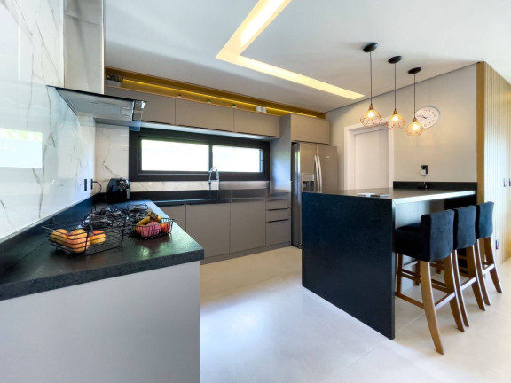 Imagem Casa com 3 Quartos à Venda, 327 m² em Buena Vista - Viamão