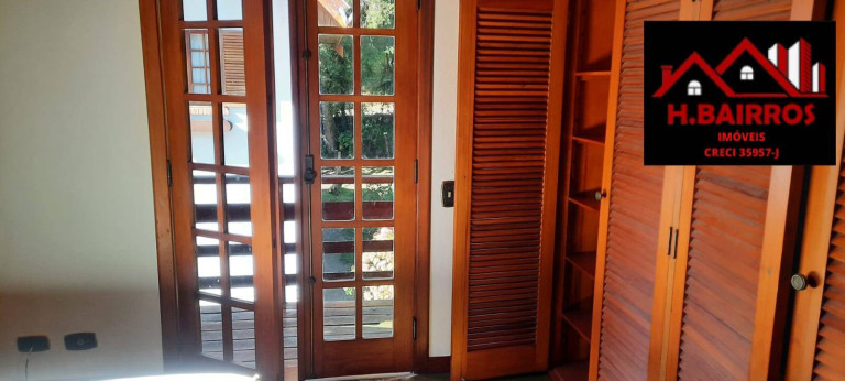 Imagem Casa com 5 Quartos à Venda, 2.500 m² em Vila Capivari - Campos Do Jordão