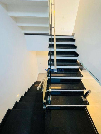 Imagem Sobrado com 4 Quartos à Venda, 346 m² em Jardim Fazenda Rincão - Arujá Imagem Sobrado com 4 Quartos à Venda, 346 m² em Jardim Fazenda Rincão - Arujá