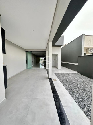 Imagem Casa com 3 Quartos à Venda, 191 m² em Iririú - Joinville Imagem Casa com 3 Quartos à Venda, 191 m² em Iririú - Joinville