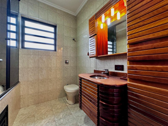 Imagem Sobrado com 3 Quartos à Venda, 192 m² em Jardim Dos Lagos - São Paulo