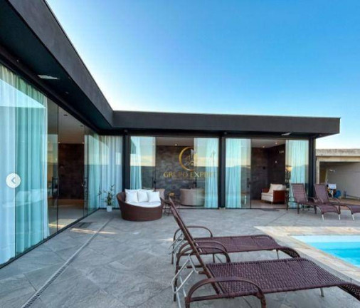 Imagem Casa com 3 Quartos à Venda, 285 m² em Aldeias Da Serra - Caçapava