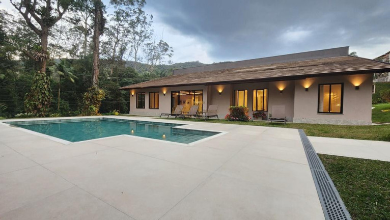 Imagem Casa com 5 Quartos à Venda, 497 m² em Granja Comary - Teresópolis Imagem Casa com 5 Quartos à Venda, 497 m² em Granja Comary - Teresópolis