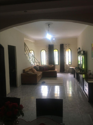 Imagem Sobrado com 4 Quartos à Venda, 275 m² em Pimentas - Guarulhos